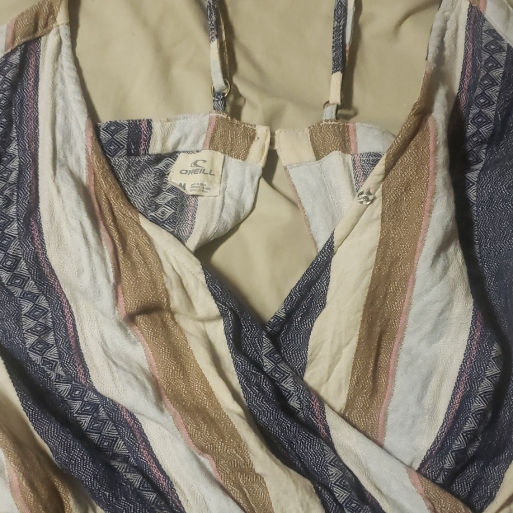 O'Neill stripped romper - Picture 2 of 4